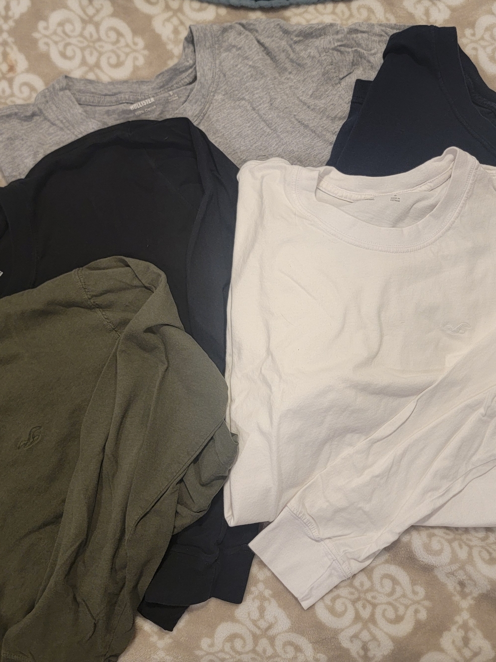 Mixed Hollister Crewneck Tee Bundle - White, Blue,Gray, Black, Olive